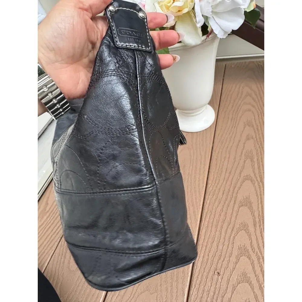 Coach Signature Patent Leather Shoulder Bag F17421 (220
